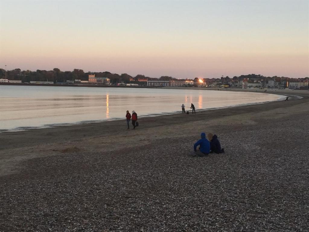 Oaklands Guest House Weymouth Esterno foto